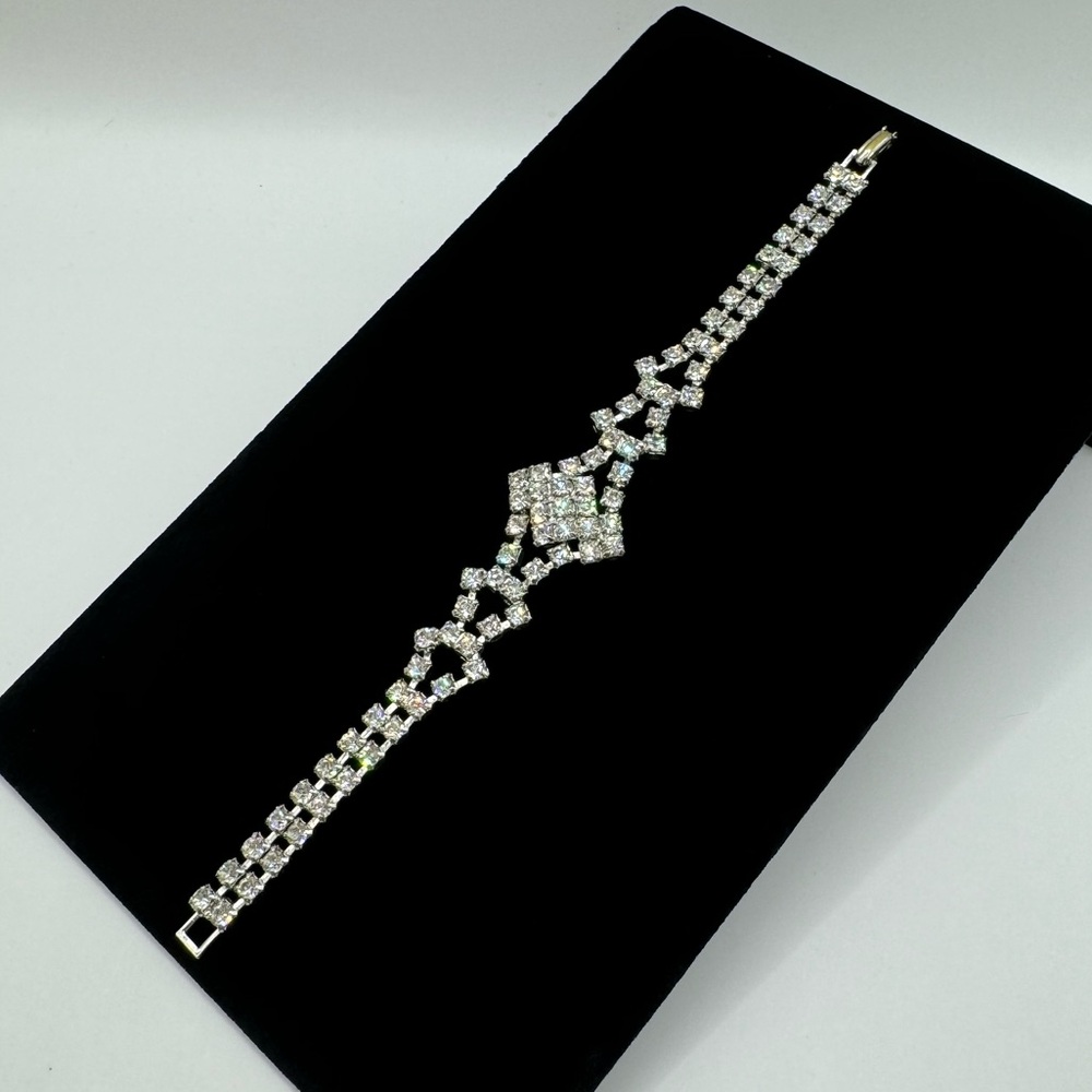 VINTAGE Crystal Bracelet